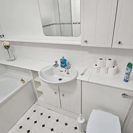 Holiday home Spacious 5-br Group In Location *